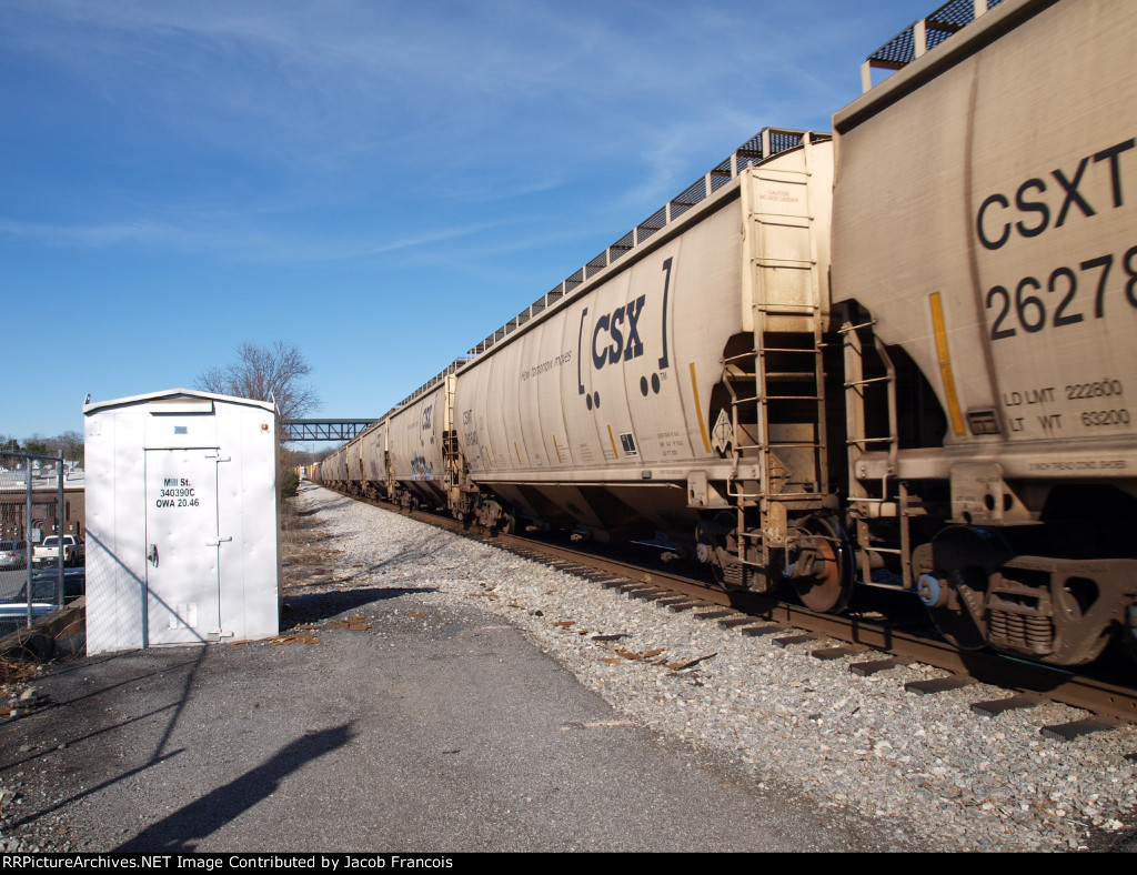 CSXT 261640